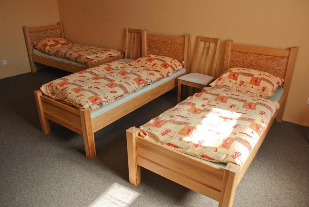 Hotel Marina Hermanuv Mestec Bilik gambar
