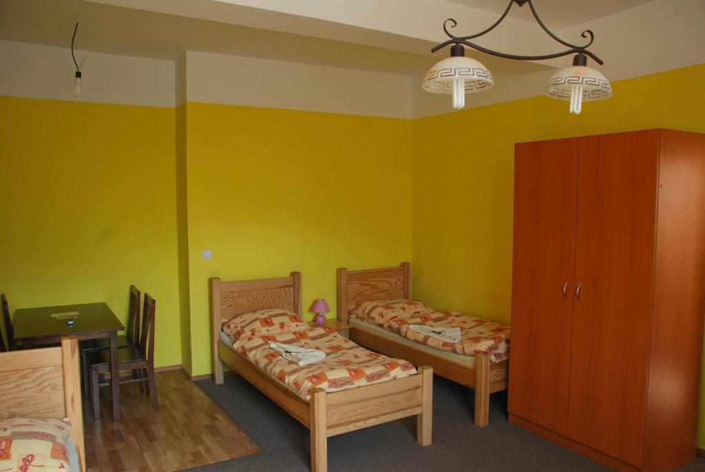 Hotel Marina Hermanuv Mestec Bilik gambar